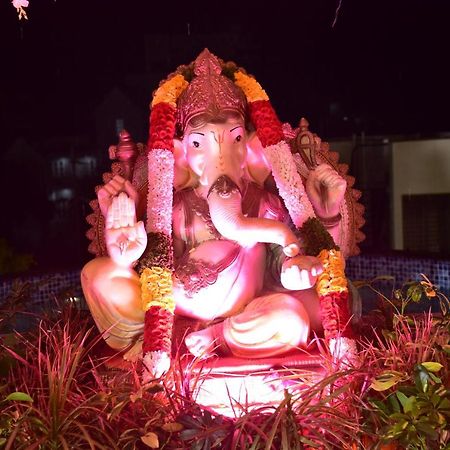 Vistar Pavithra Vivaha Convention Hall Jigani ภายนอก รูปภาพ
